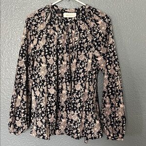 Skall Studio Olivia Blouse Black/ Tan Floral Long Sleeve 100% Organic Cotton